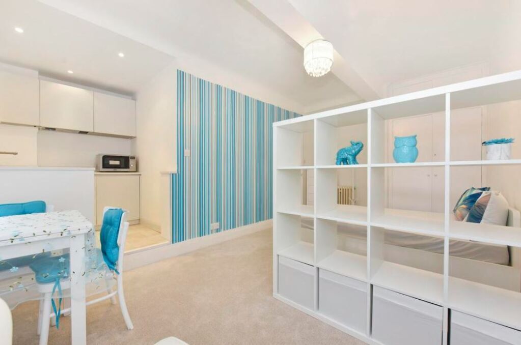 Flat Portman Square in City of Westminster