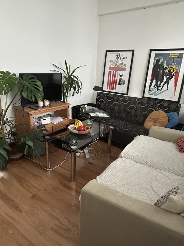 Room Kingsland Road in Greater London