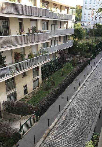 Flat Rue de la Folie Regnault in Paris