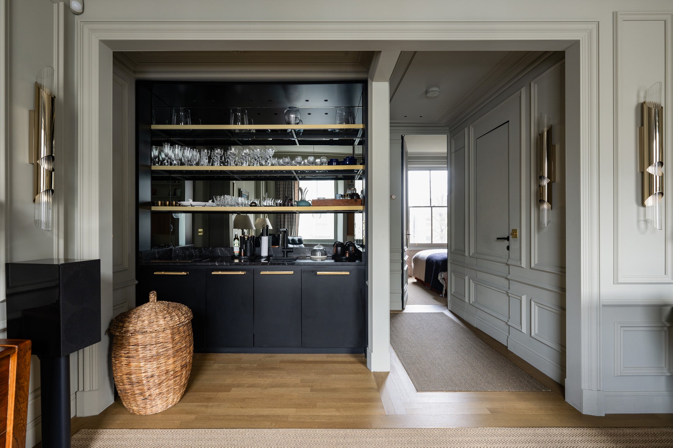 Flat Harcourt Terrace in Greater London