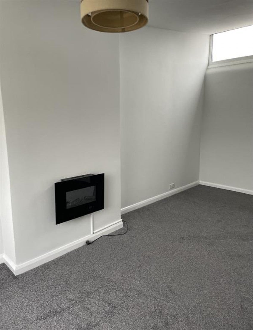Flat Dorchester Road in Bramhall