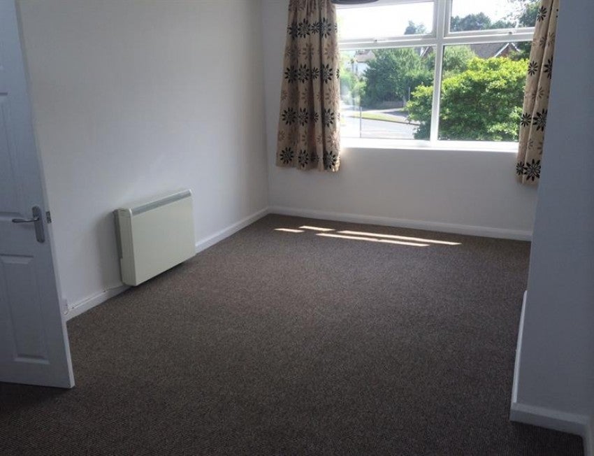 Flat Dorchester Road in Bramhall