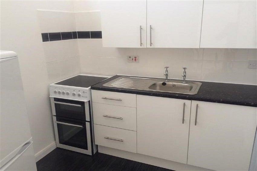 Flat Dorchester Road in Bramhall