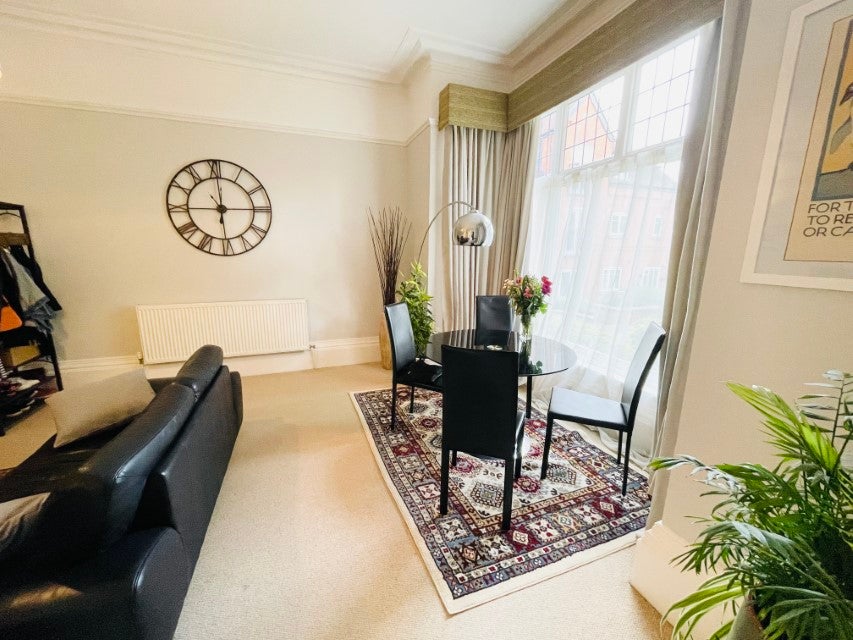 Flat Kineton Green Road in Metropolitan Borough of Solihull