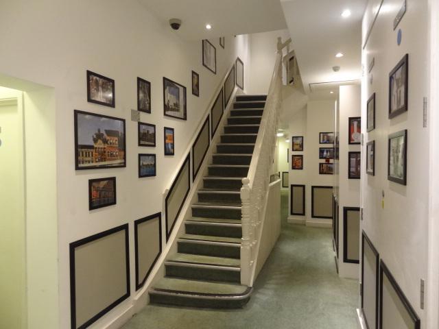 Flat Finchley Road in Greater London