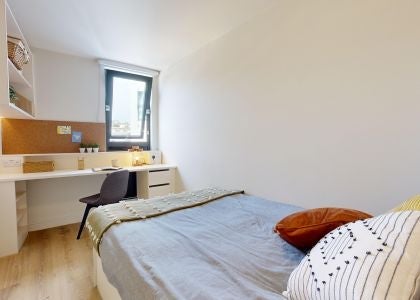 Room Marlborough Street in Bristol