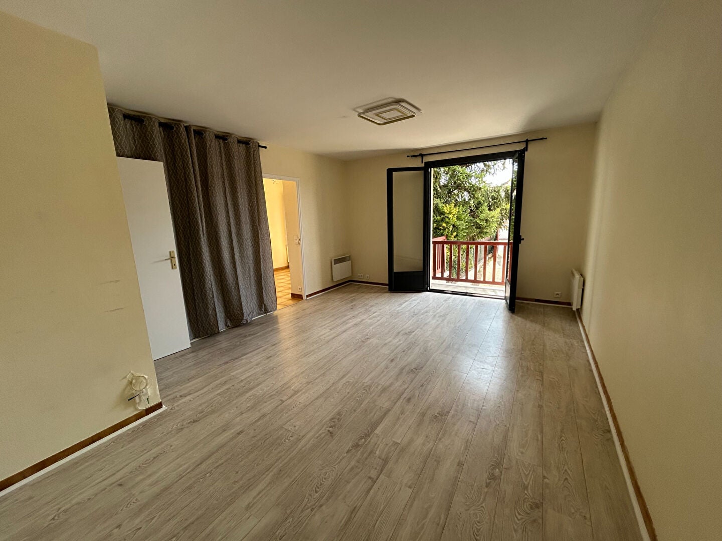 Flat Rue d'Humières in Lachelle