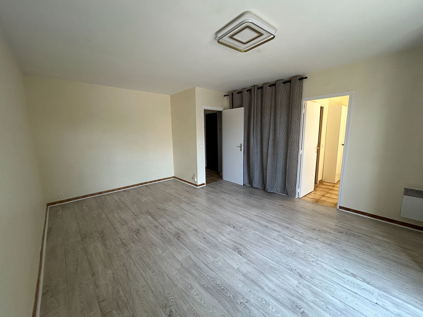 Flat Rue d'Humières in Lachelle