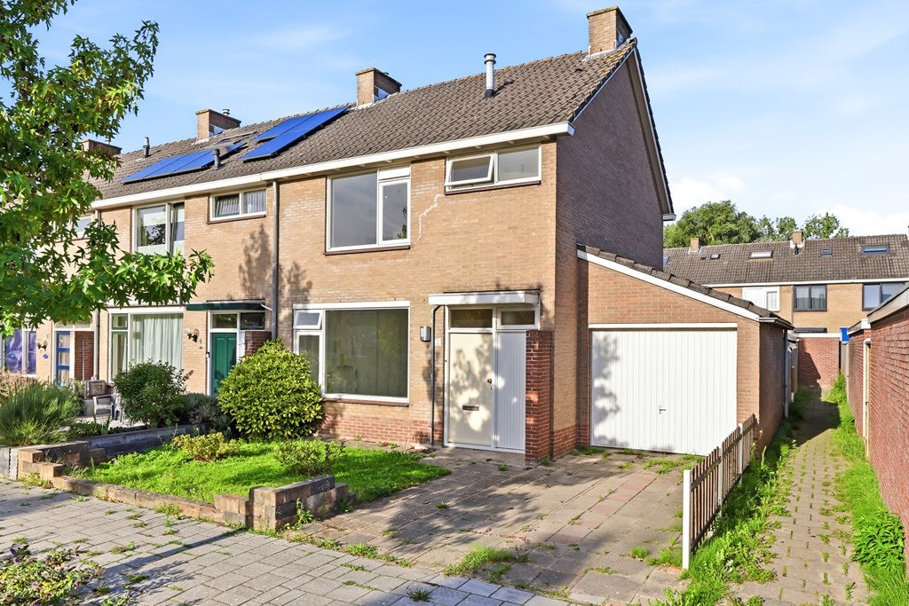 Huis Adriatischezeestraat 2 in Oost-Souburg