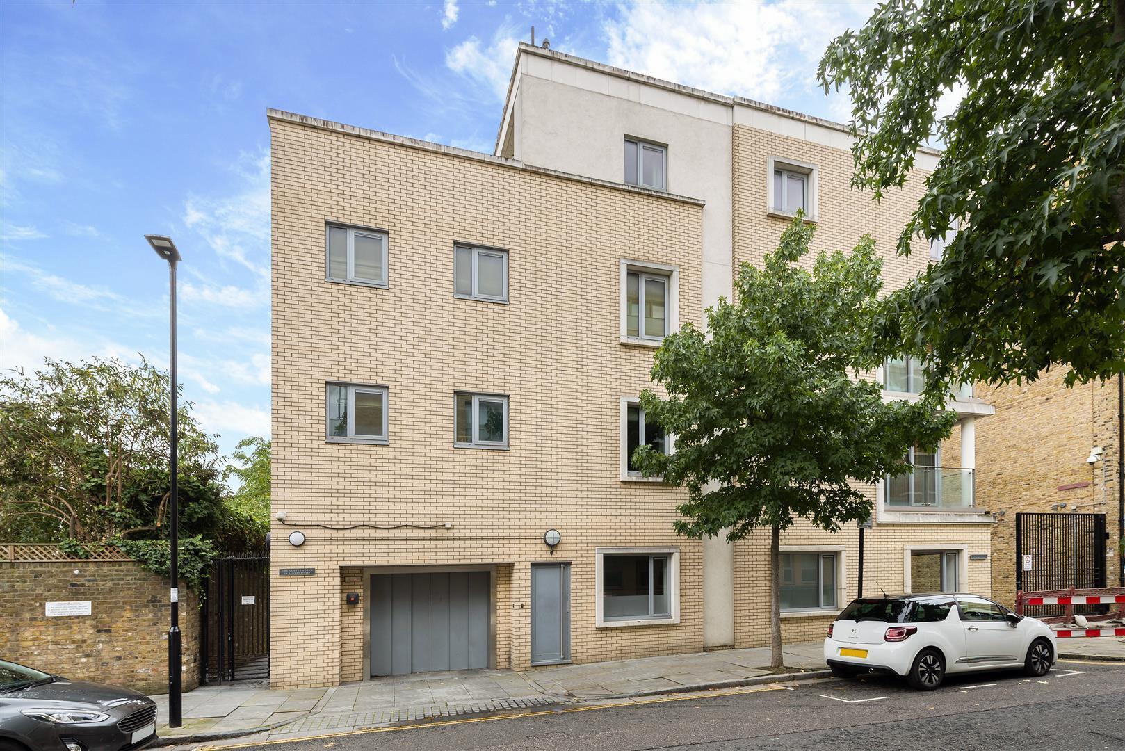 Flat York Way in Greater London