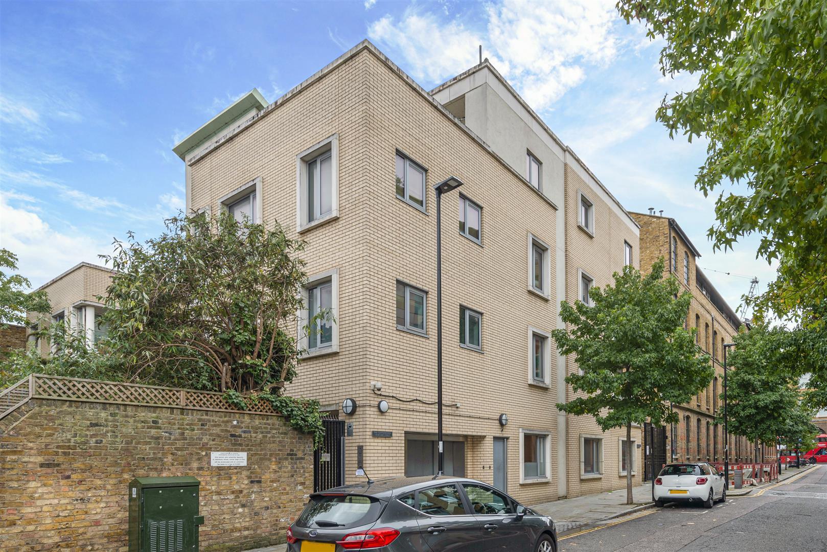 Flat York Way in Greater London