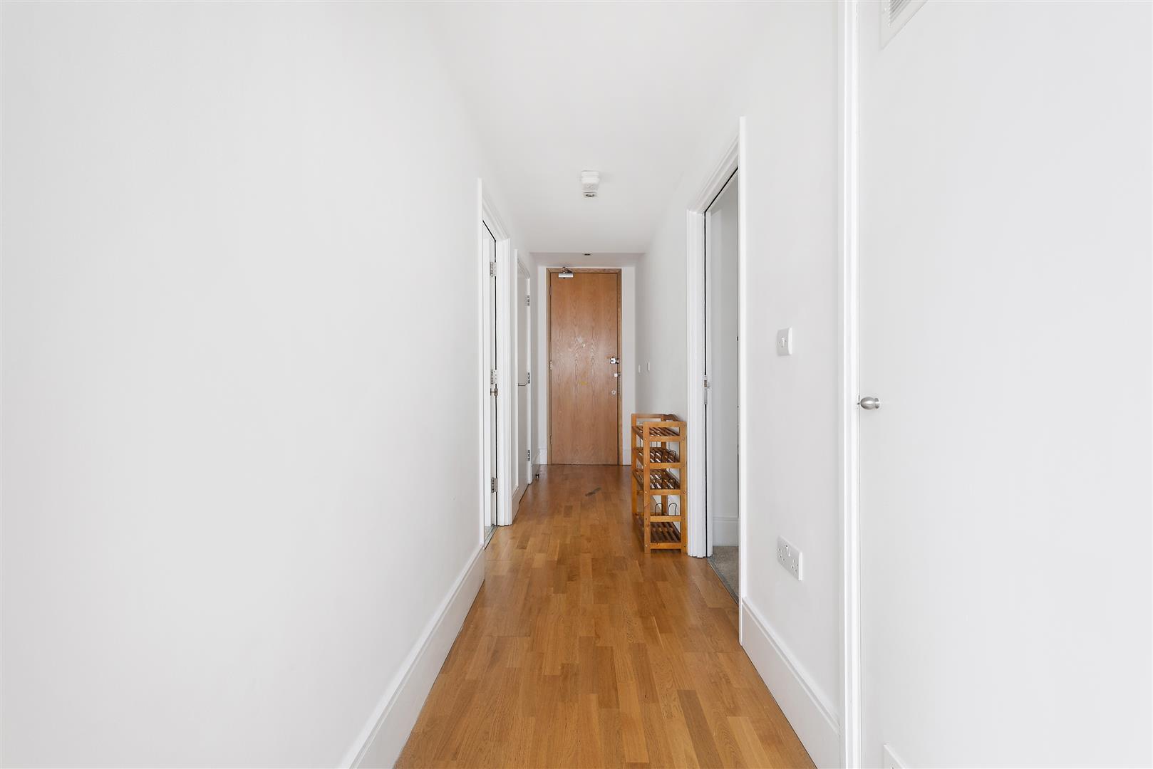 Flat York Way in Greater London