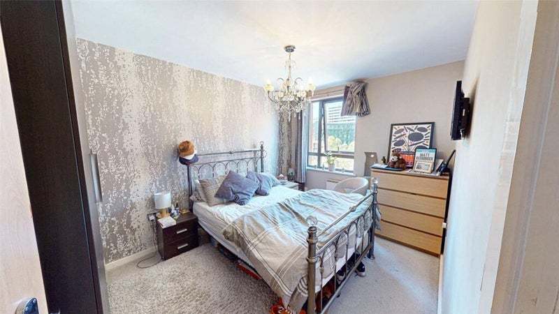Room Blantyre Street in Manchester