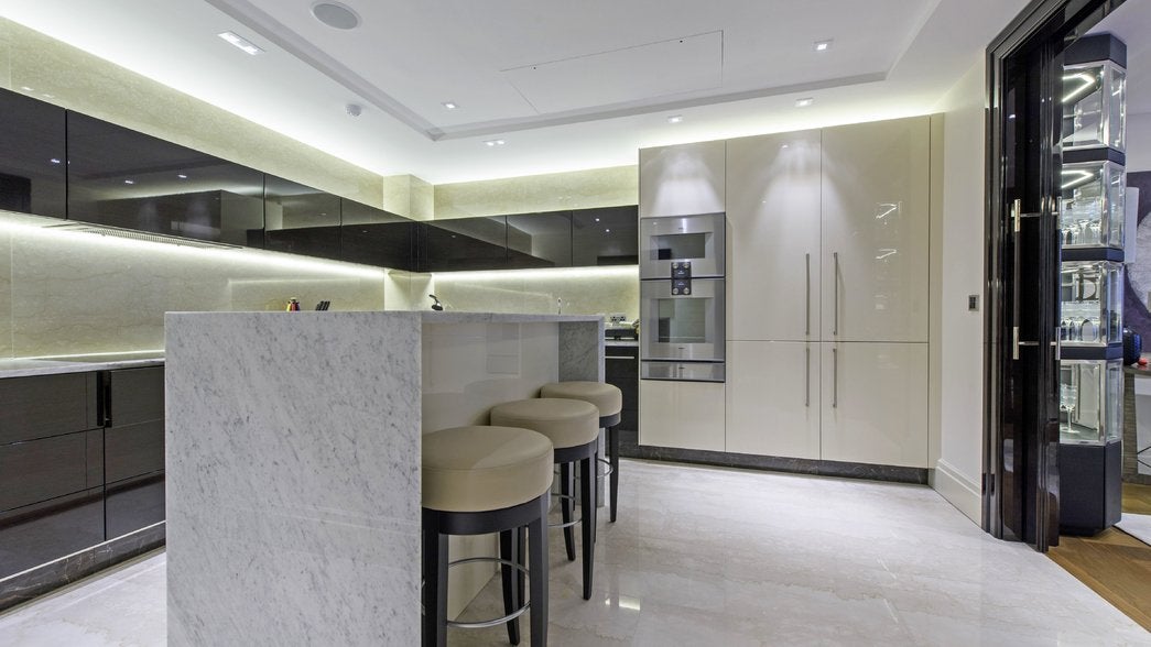 Flat Ebury Square in City of Westminster