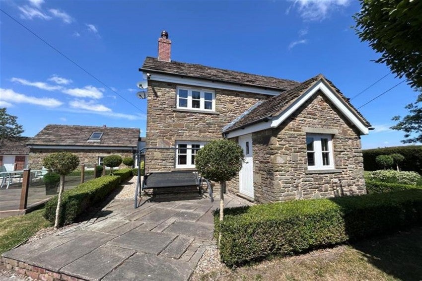 House Tytherington Lane in Macclesfield