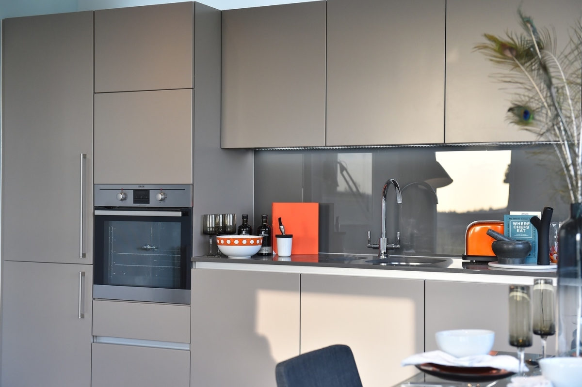 Flat Ottley Drive in Greater London