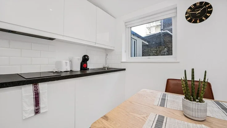 Flat Swinton Street in Greater London