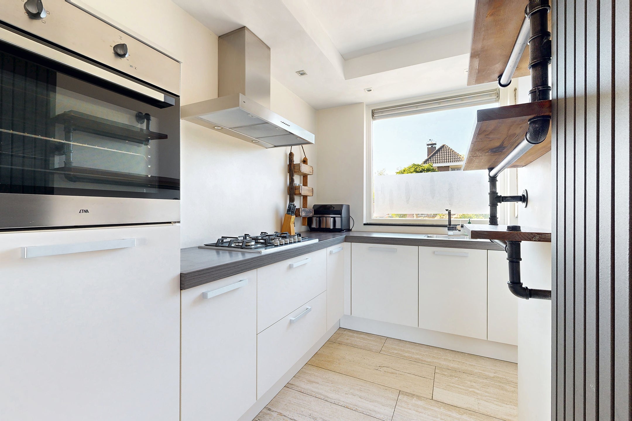 Tussenwoning te koop: Kievitstraat 3, Fijnaart