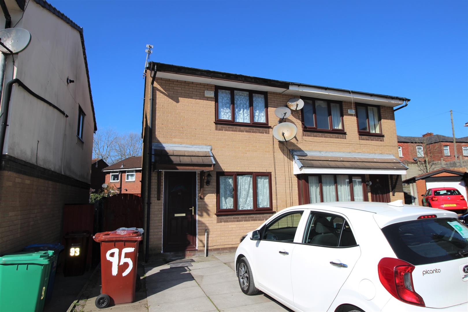 House Abercarn Close in Manchester