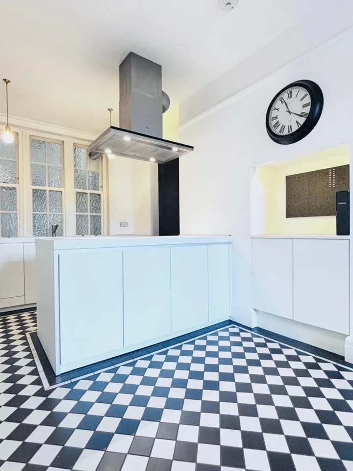 Flat Baker Street in City of Westminster
