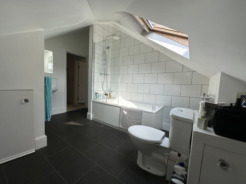 Room Tierney Road in Greater London