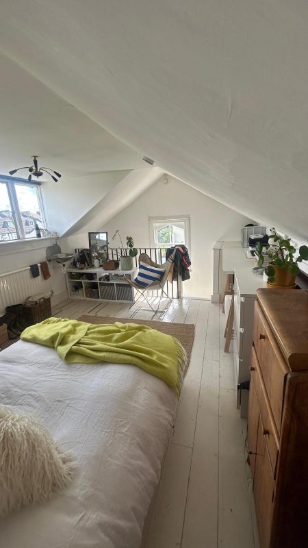 Room Annette Road in Greater London