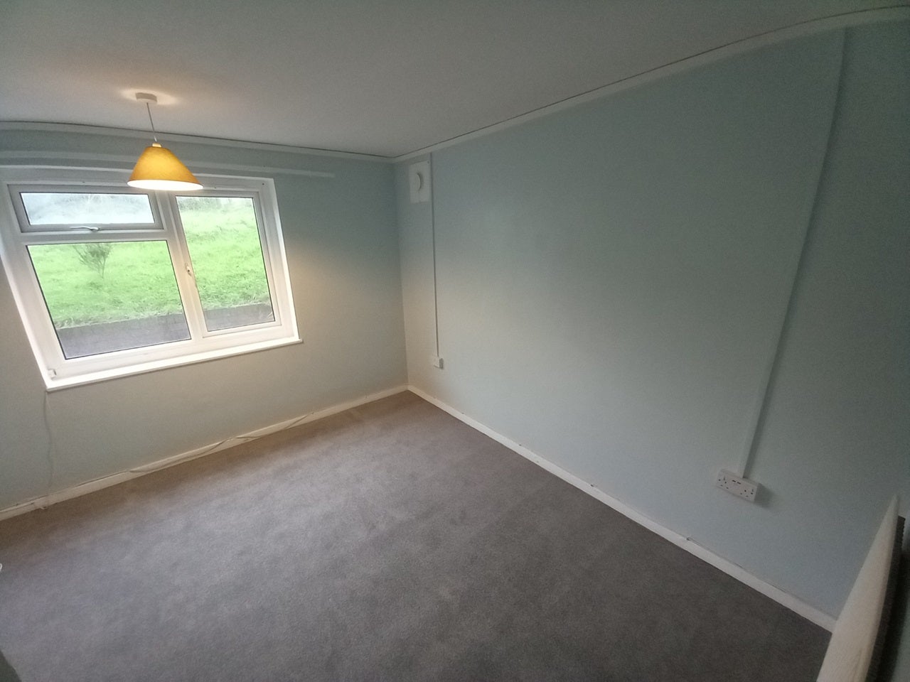 Flat Blackthorn Crescent in Exeter