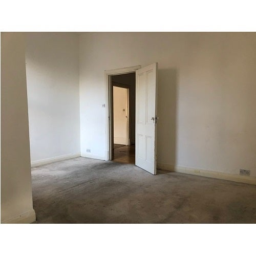 Flat Coolhurst Road in London