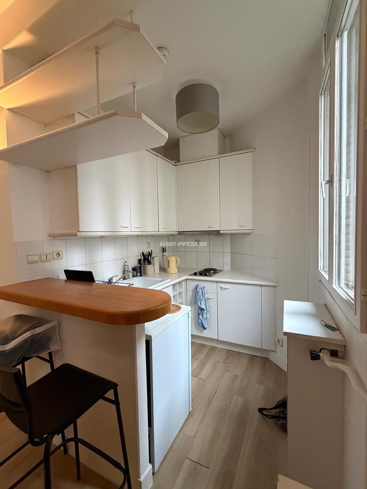 Flat Rue du Général Cordonnier in Neuilly-sur-Seine