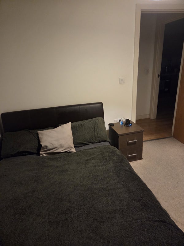 Room South Accommodation Road in Leeds
