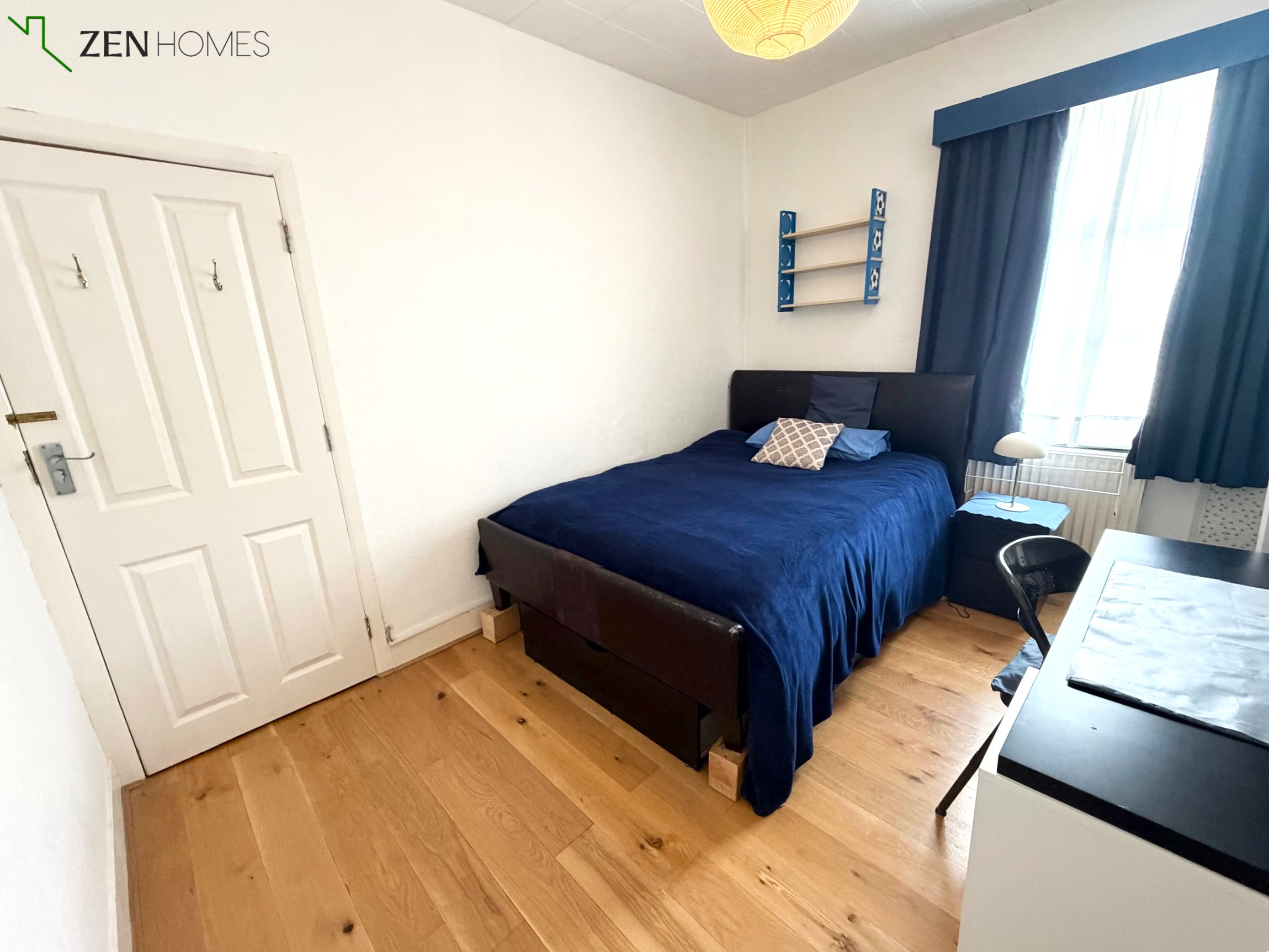 Room Selborne Road in Greater London