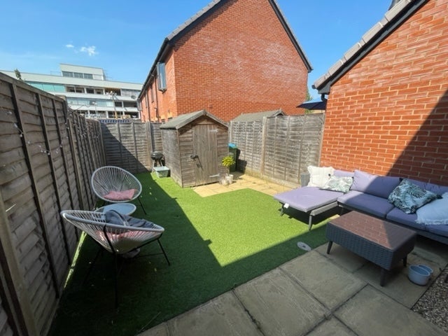 House Mercator Close in Southampton