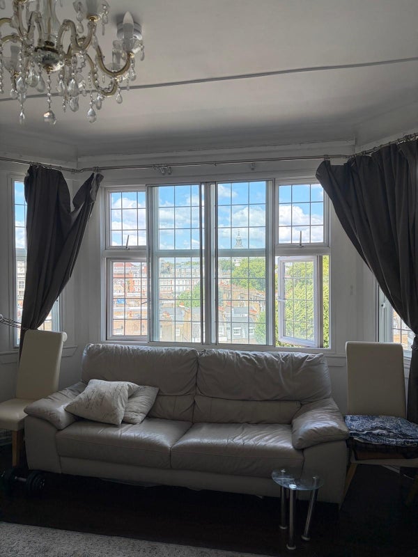 Room Brompton Road in Greater London