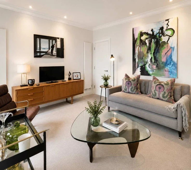 Flat Davies Street in City of Westminster
