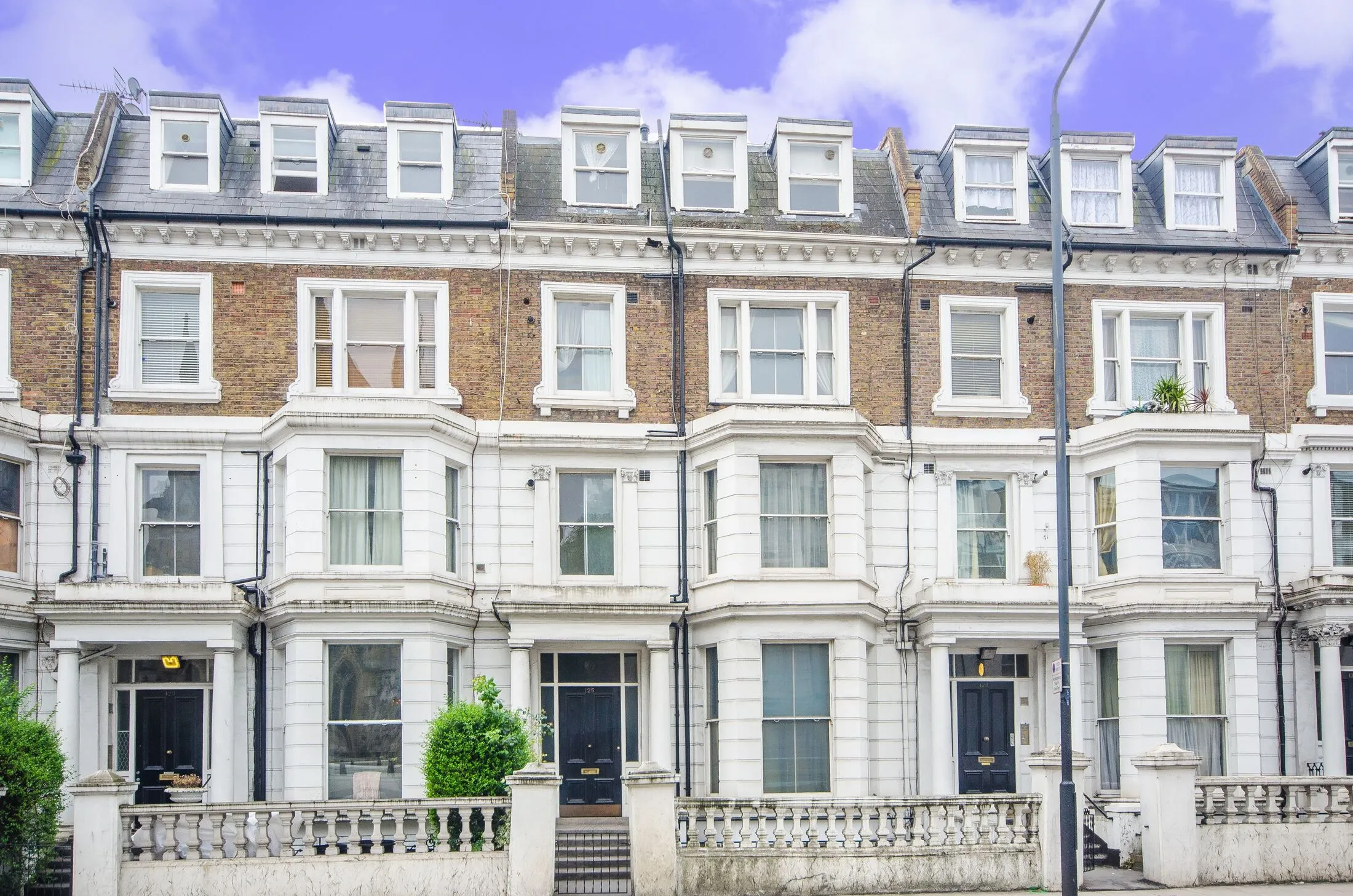 Flat Hansard Mews in Greater London