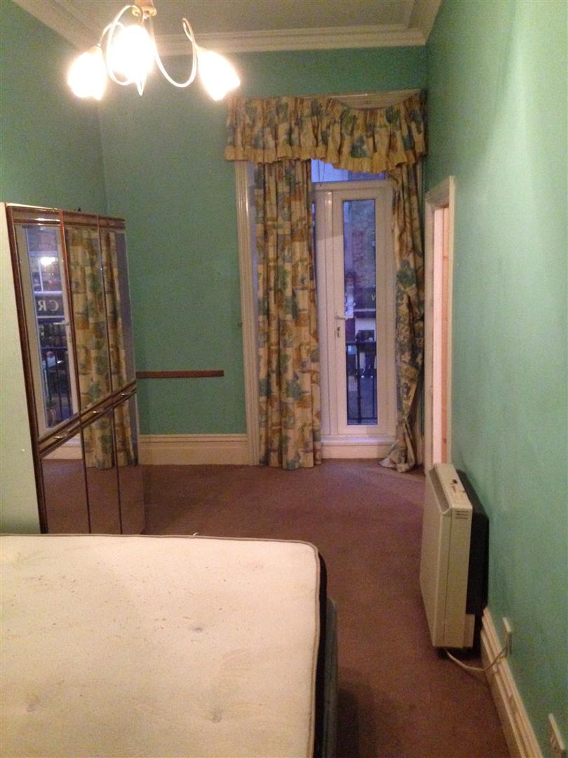 Flat Holdenhurst Road in Bournemouth