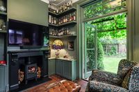 House Northampton Park in Greater London