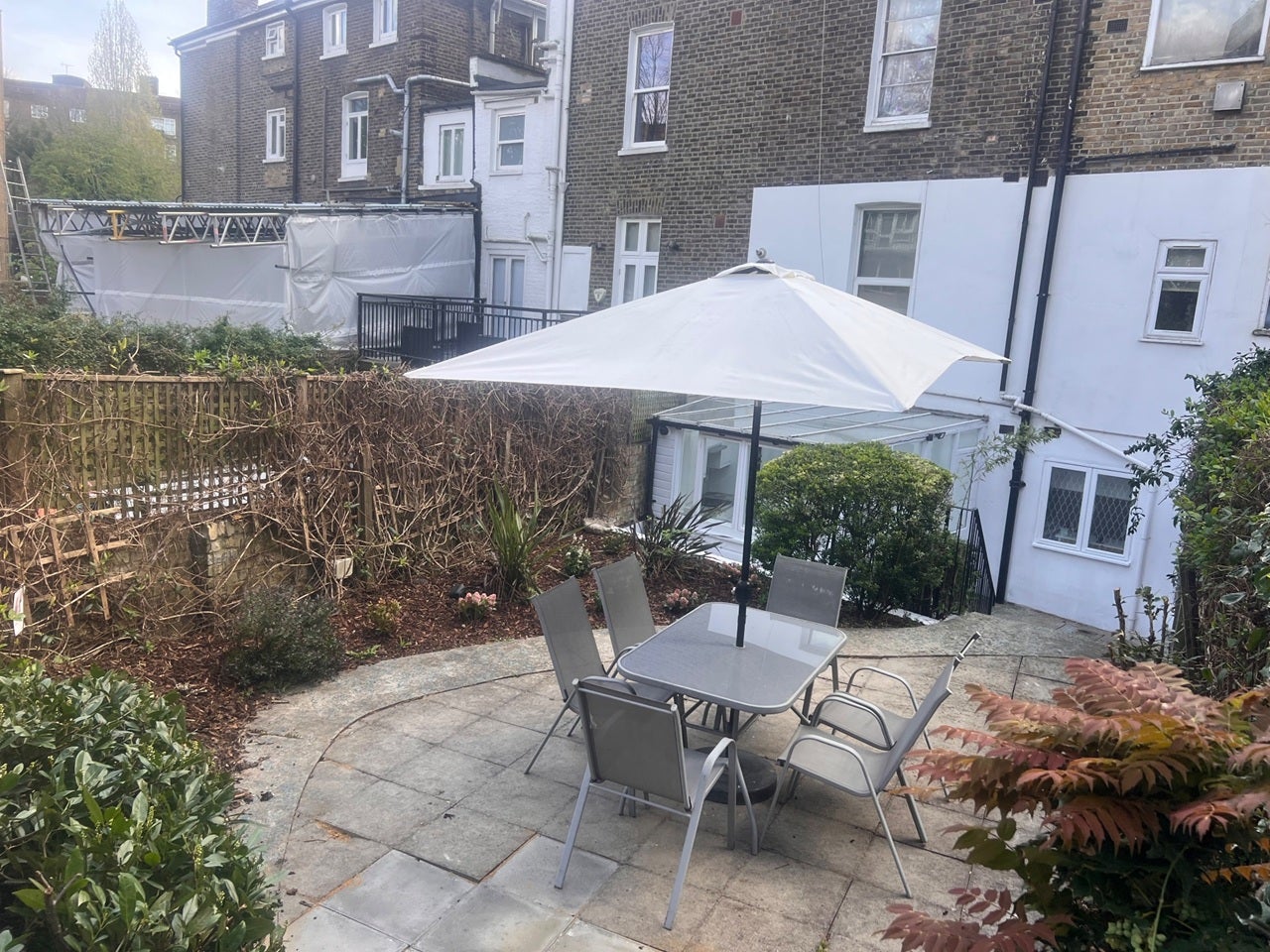 Flat Greville Road in Greater London