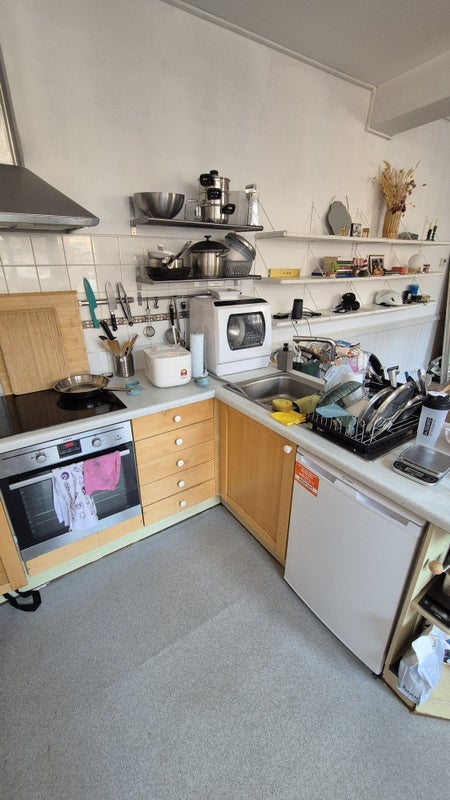 Room Brune Street in Greater London