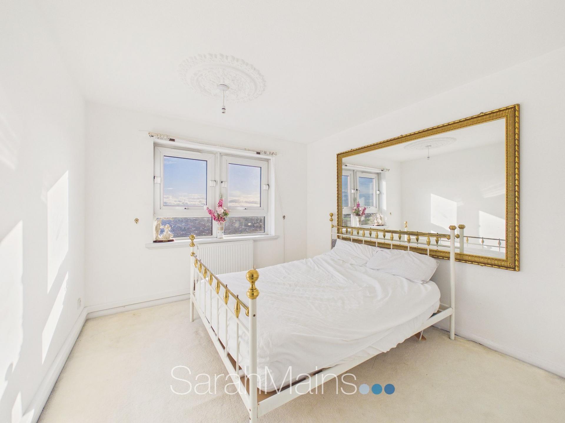 Flat Ponteland Road in Newcastle upon Tyne