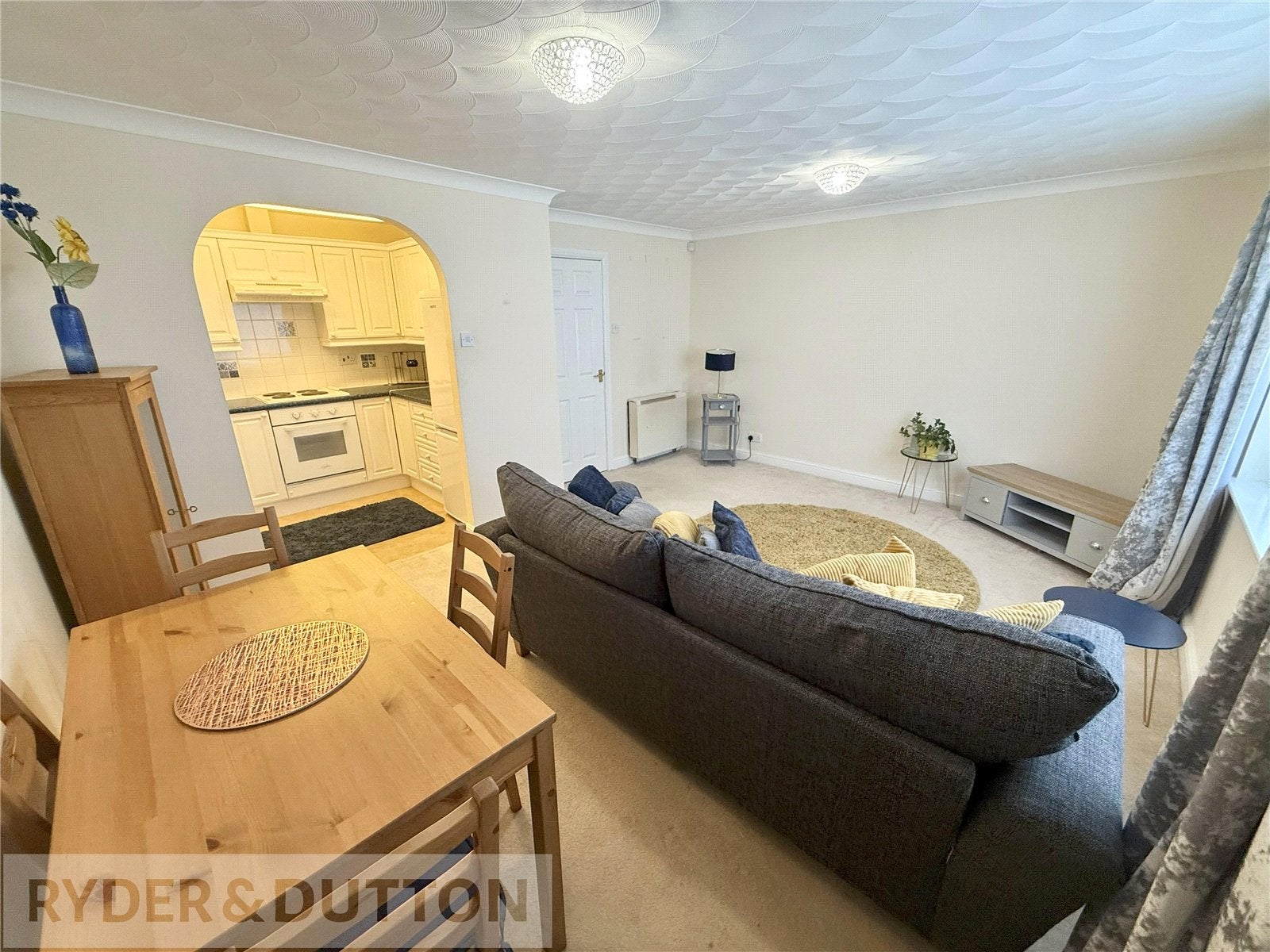 Flat Sandy Lane in Middleton
