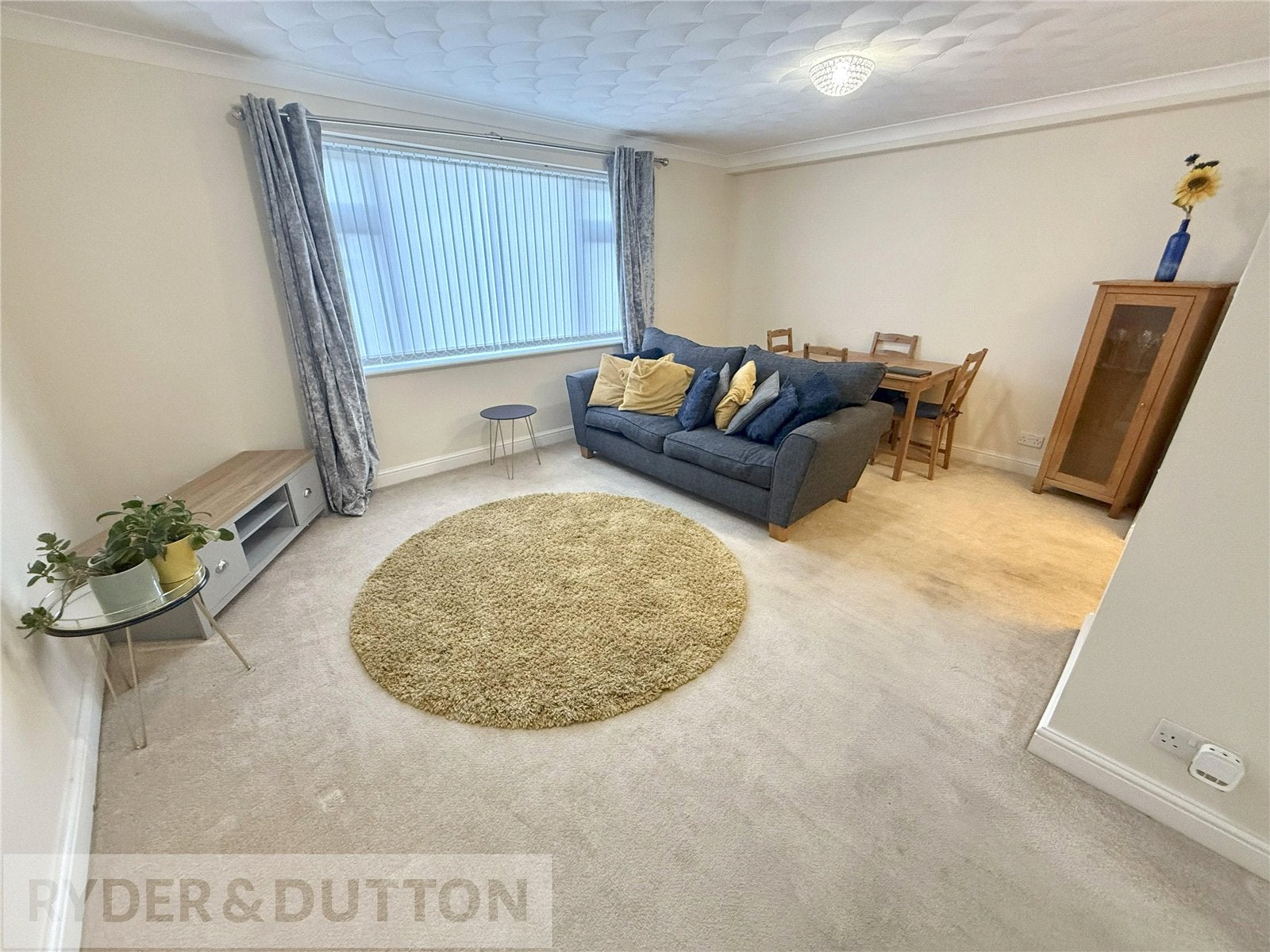 Flat Sandy Lane in Middleton