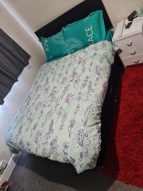 Room Ivanhoe Street in Leicester