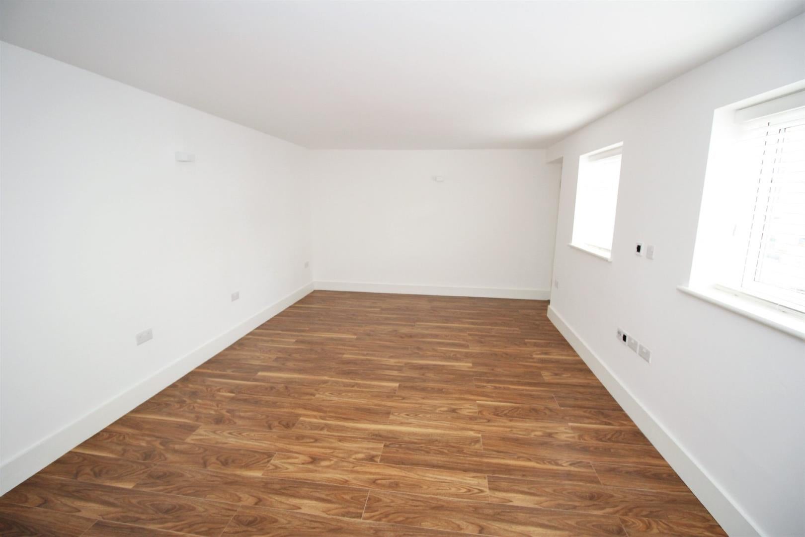 Flat Leighton Buzzard Road in Dacorum