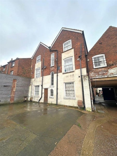 Flat Tower Street in Dudley