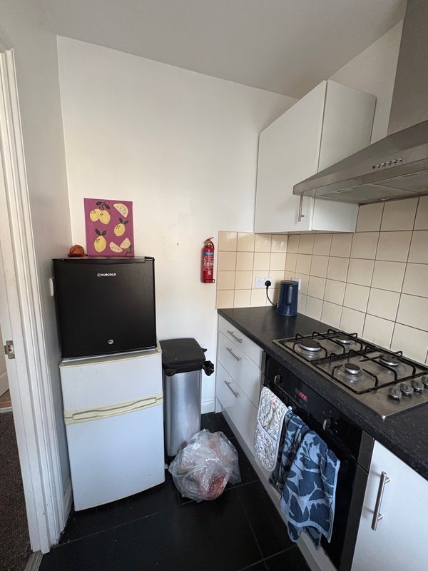 Room Bethnal Green Road in Greater London