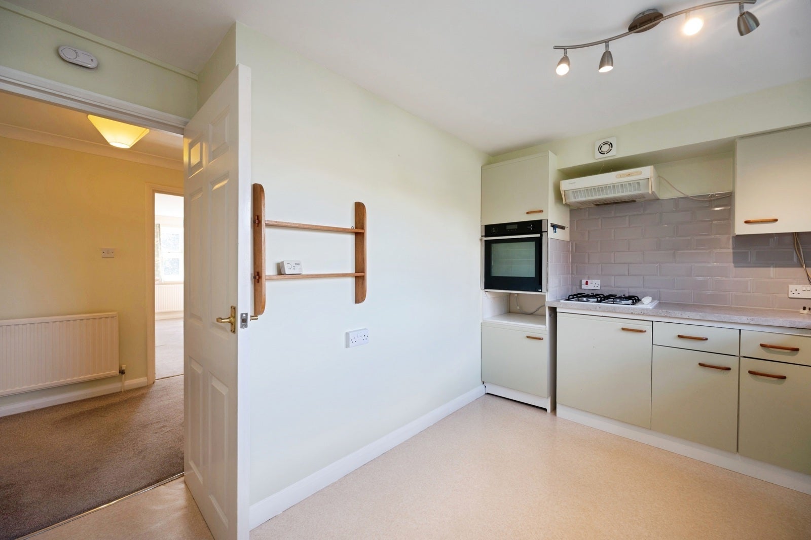 Flat Newtown Lane in Havant