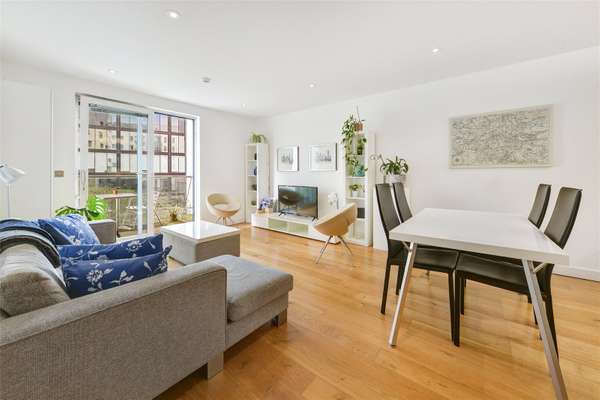 Flat Gillingham Street in City of Westminster