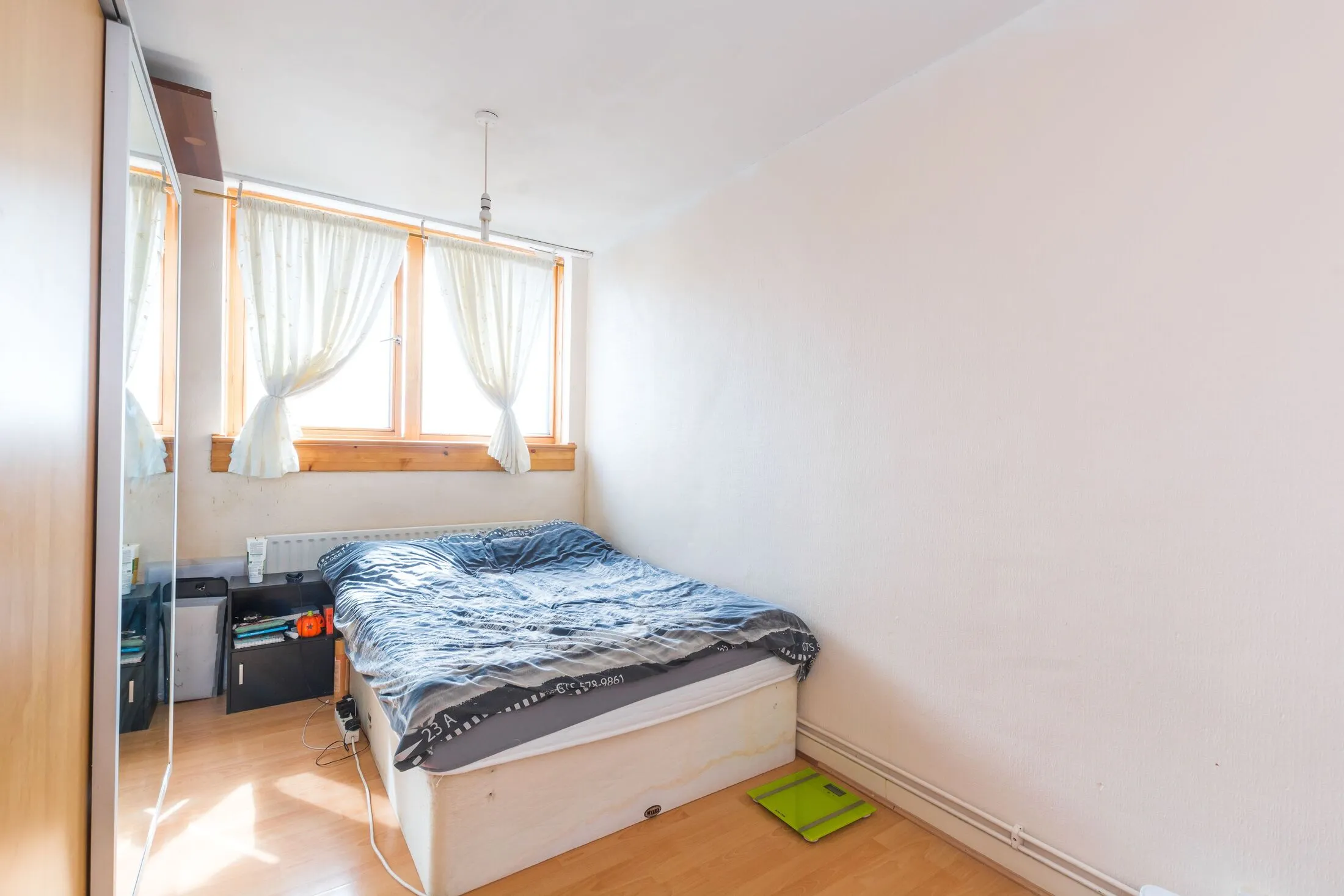 Flat Carston Close in Greater London