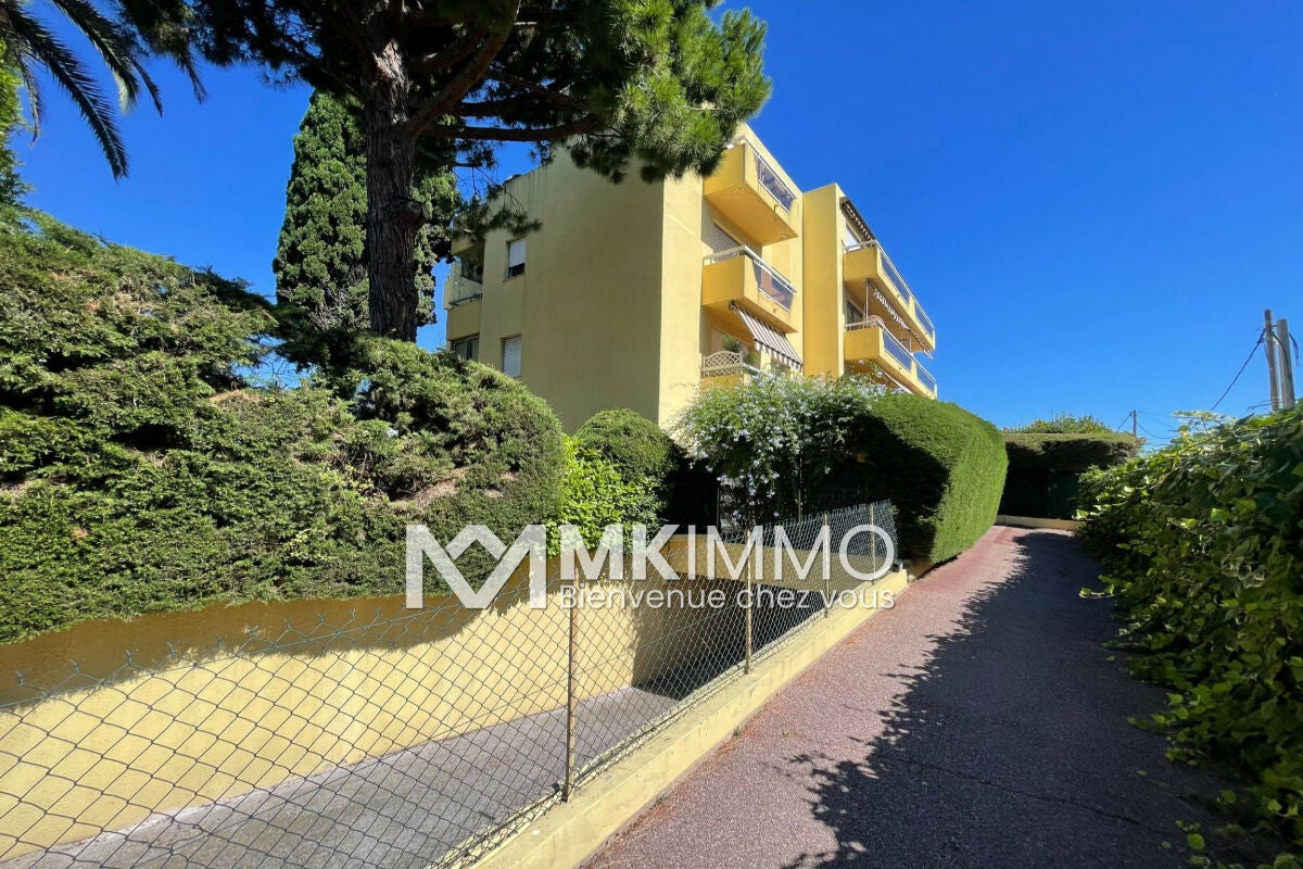 Appartement Avenue Cyrille Besset à Cagnes-sur-Mer